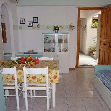 Claudia - Case Vacanze A Canneto Spiaggia Exterior foto